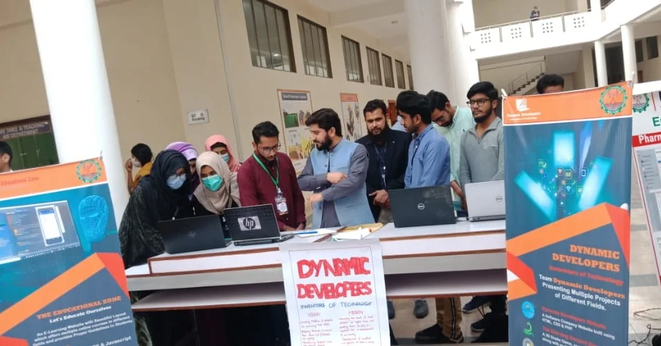 dynamic developers project exhibition at khwaja fareed university of engineering and information technology